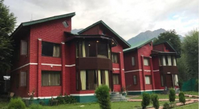 The Pinus Resort
